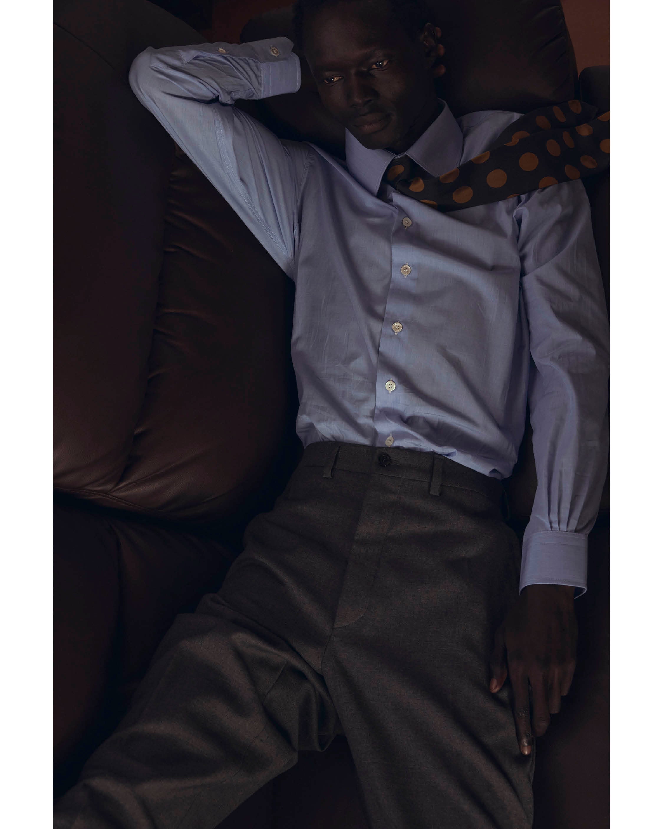 BLUE GOLD DOTS CM TIE