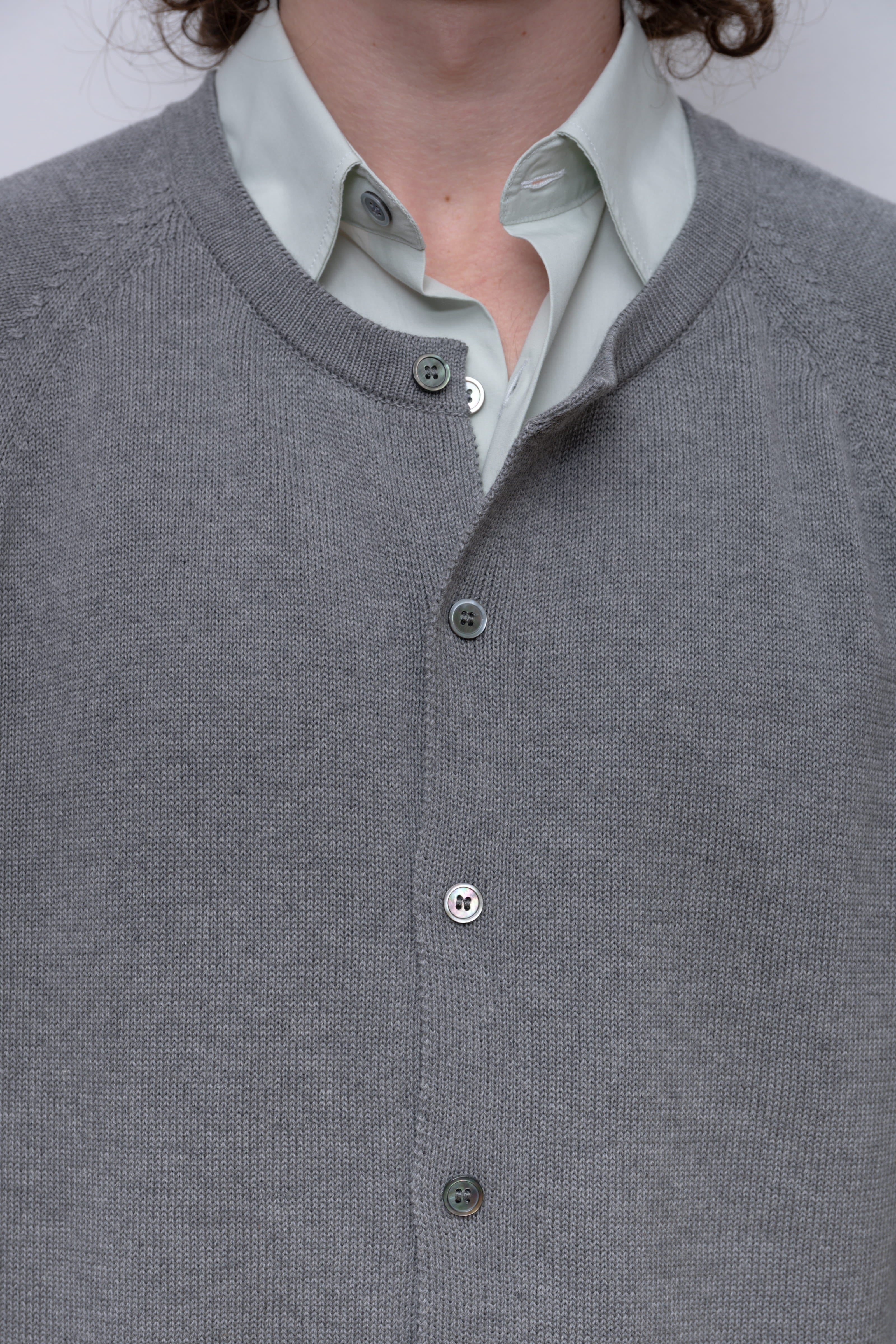 GREY KNITTED CARDIGAN