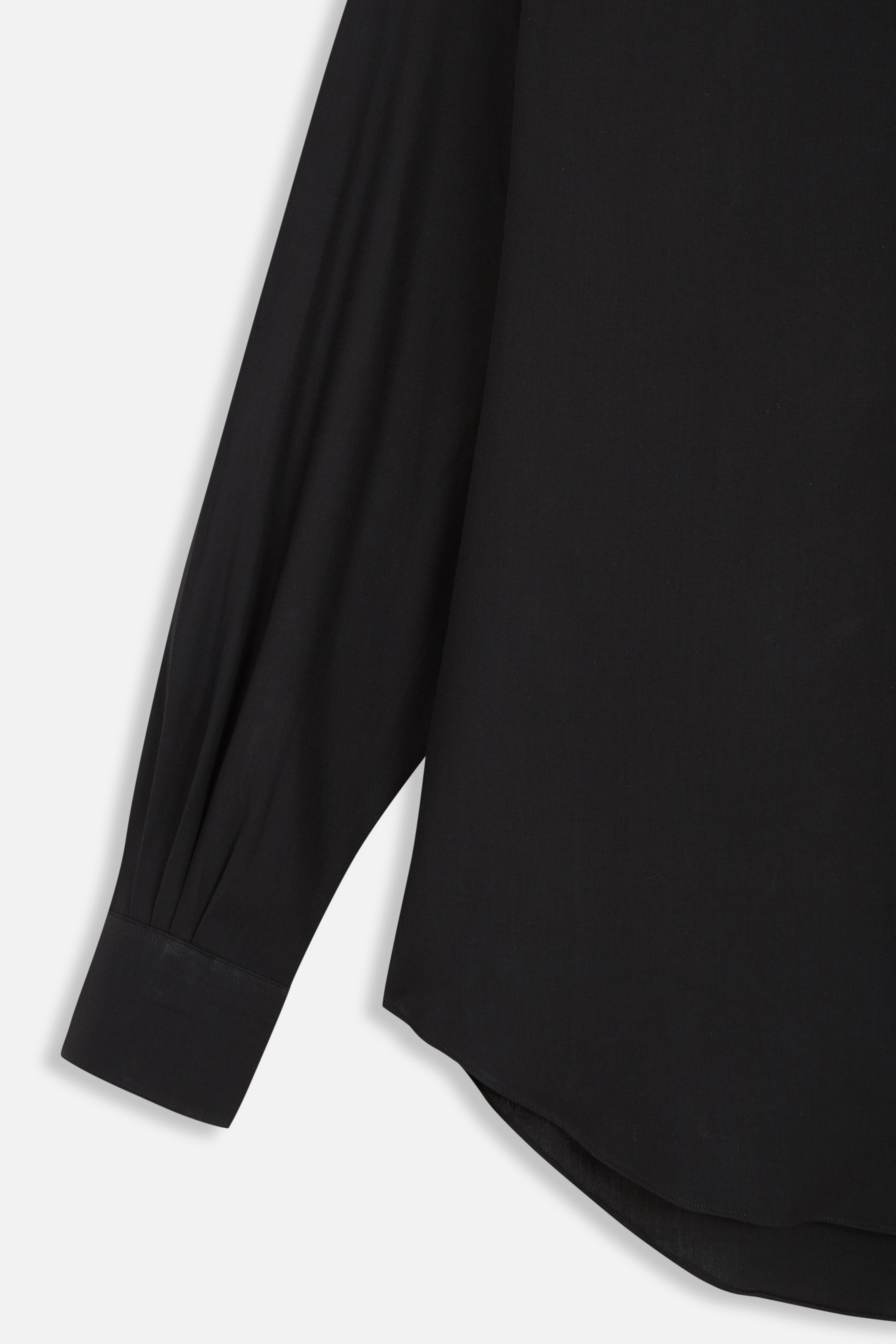 black normal shirt