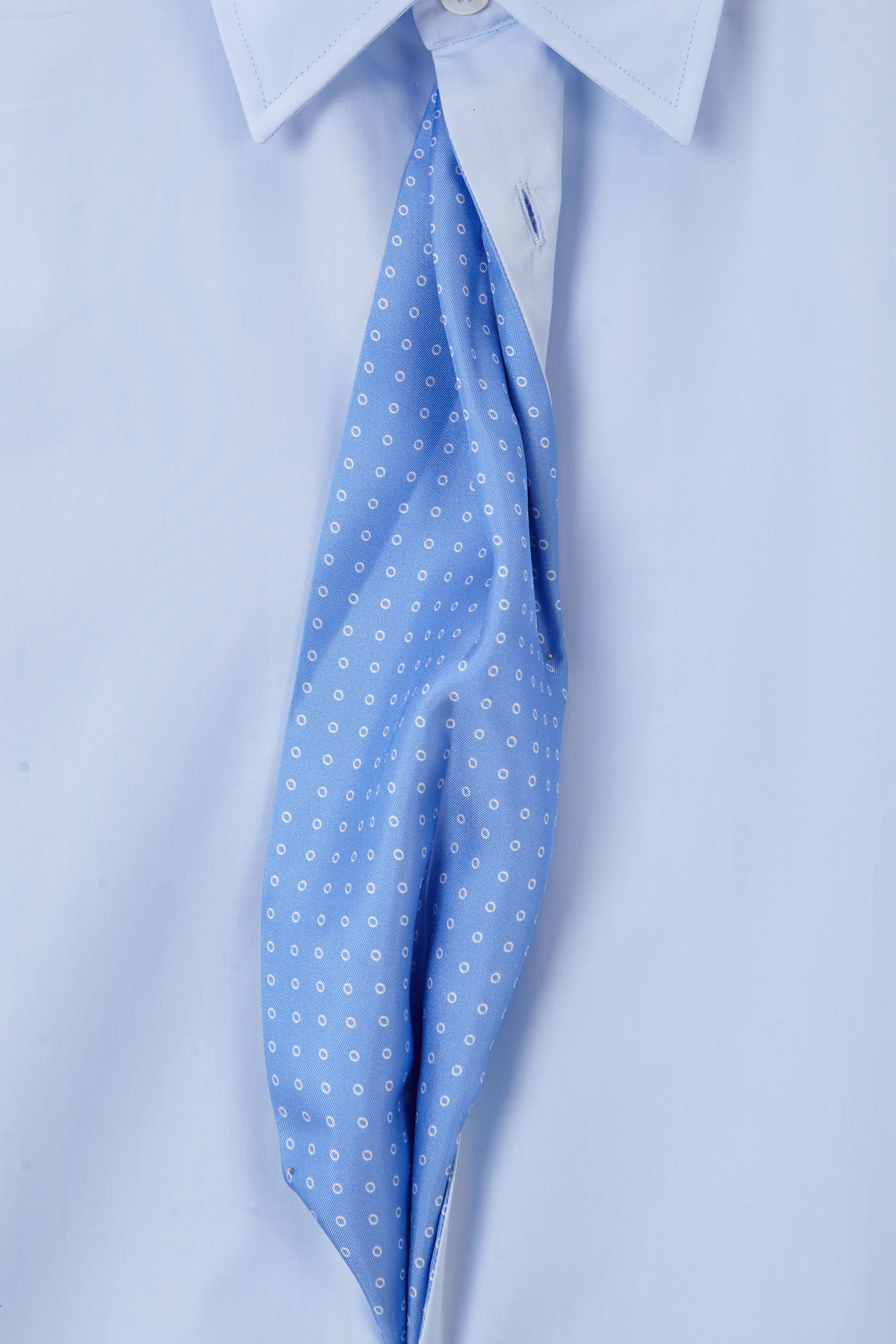 BLUE DRAPE FACING SHIRT