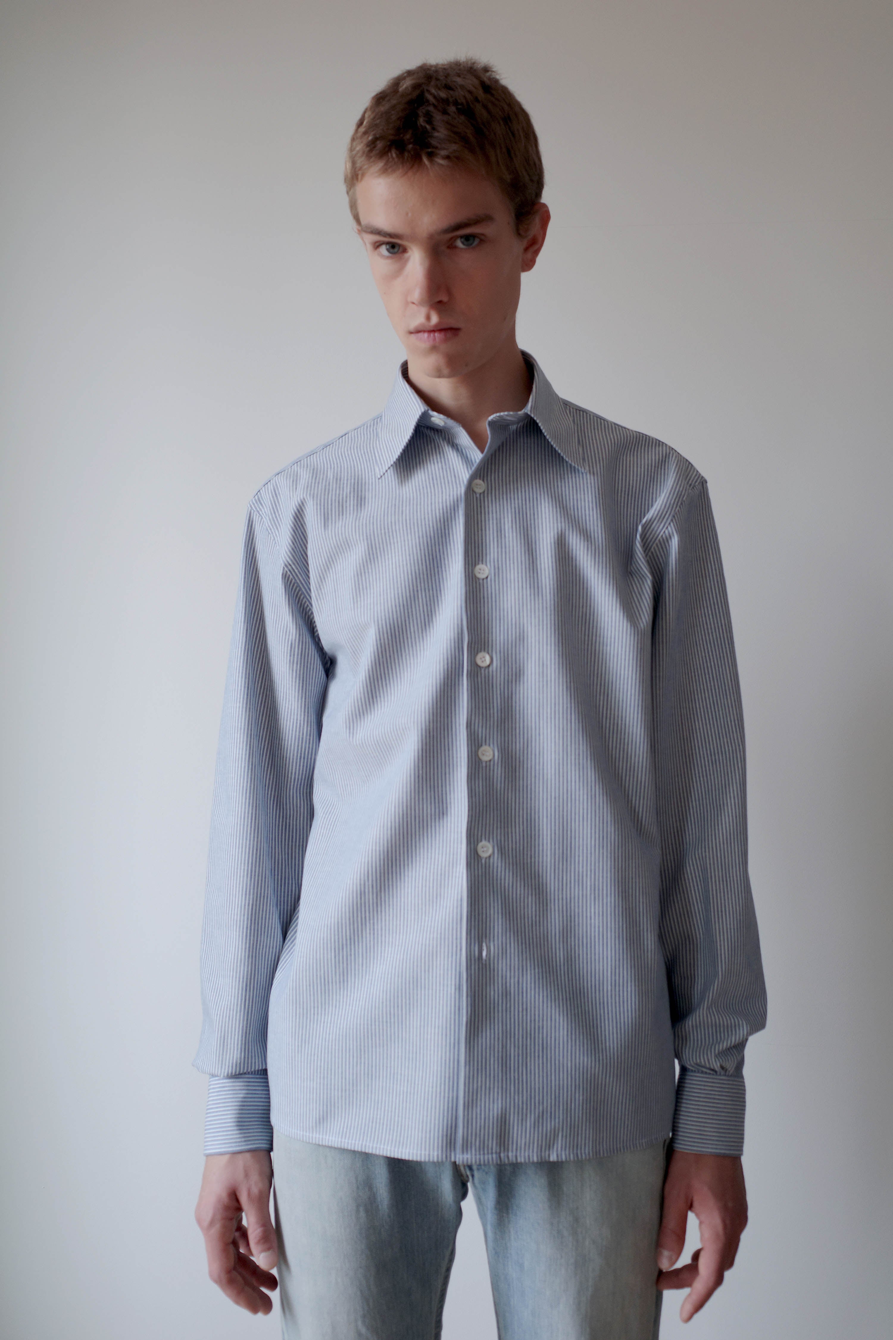 BLUE/WHITE STRIPES CAMISA SHIRT