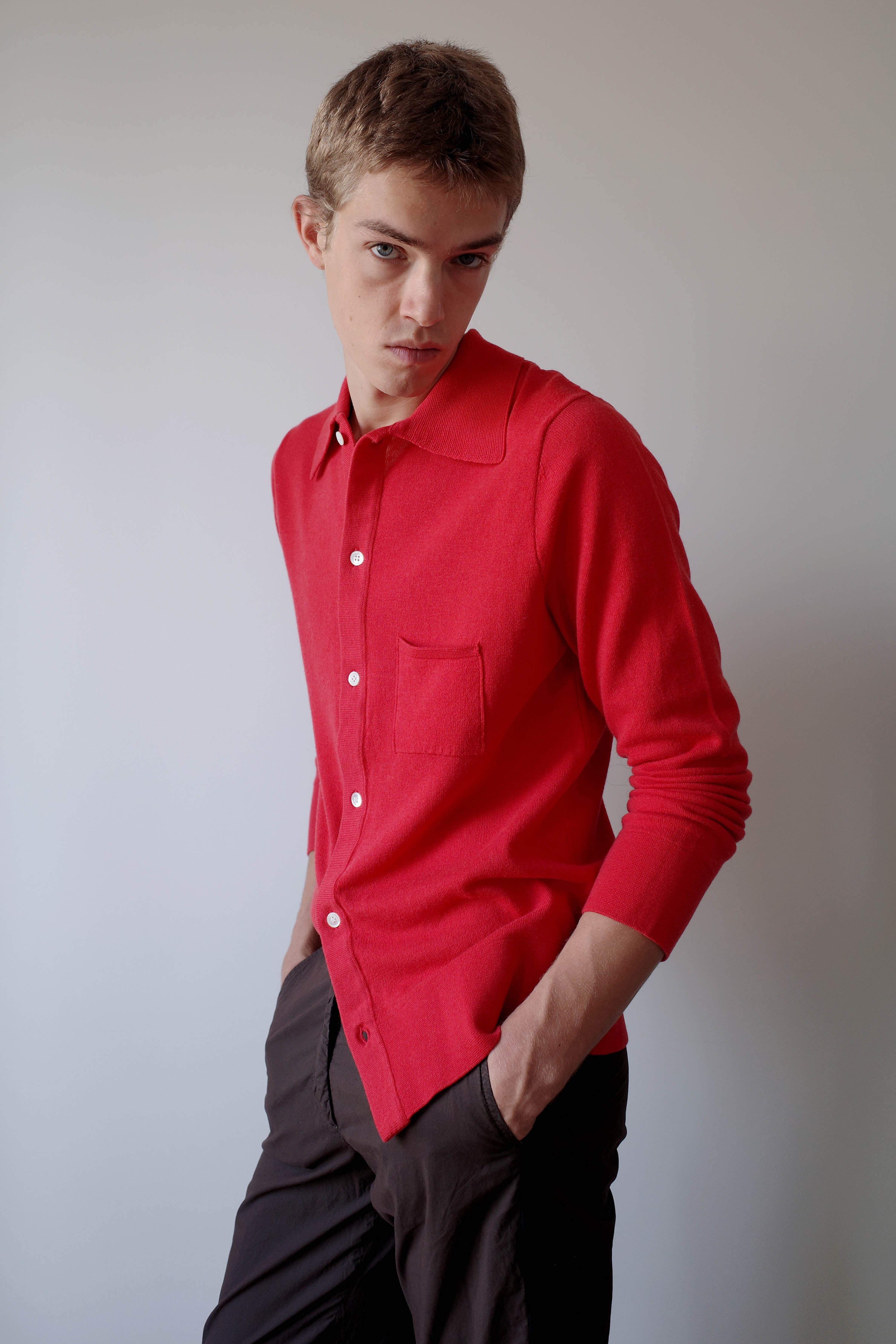 RED KNITTED SHIRT