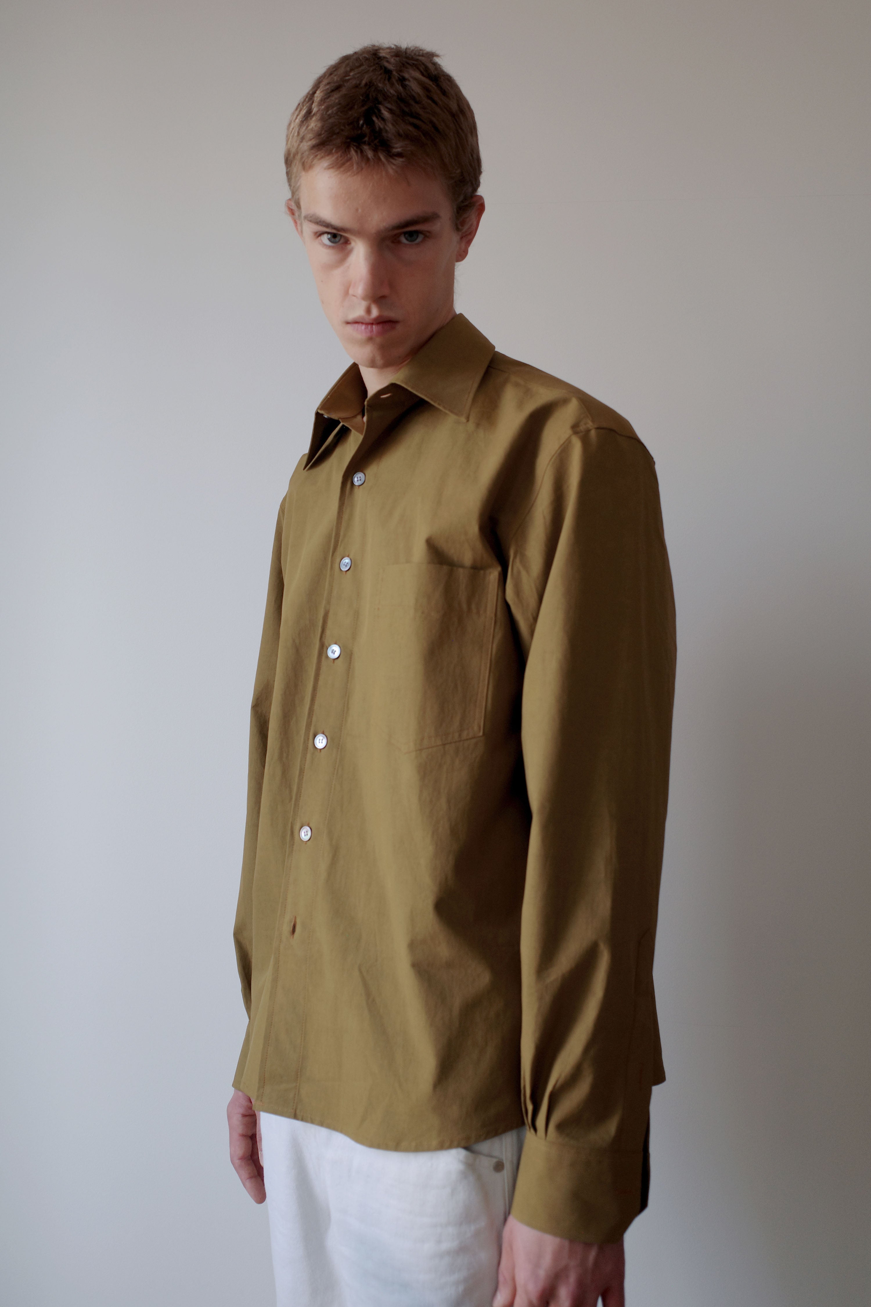 OLIVE SOBRECAMISA SHIRT