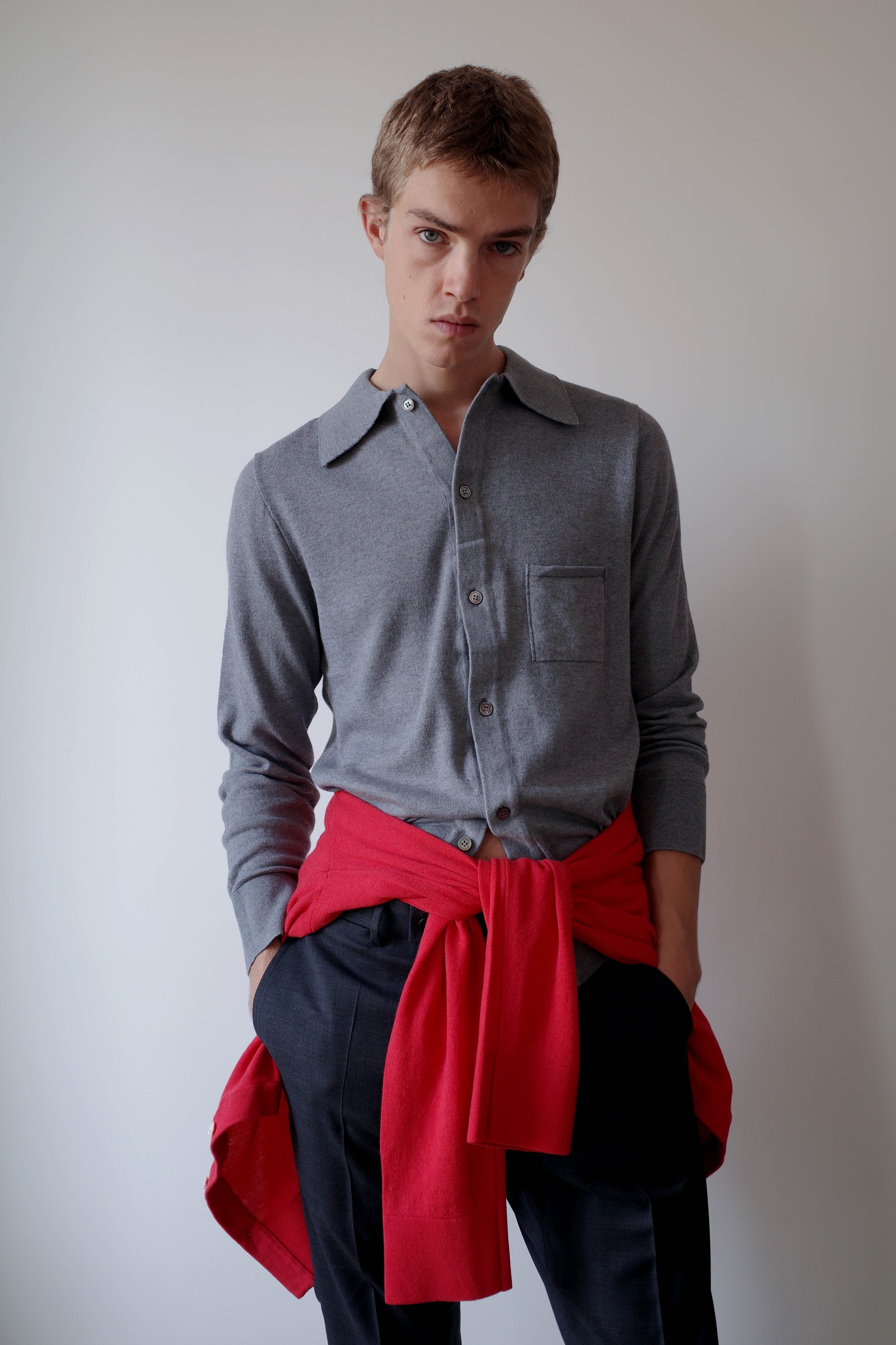 LIGHT GREY KNITTED SHIRT